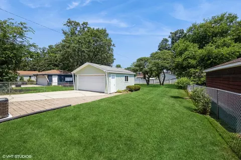 Exterior - 25 N Ashbel Ave, Hillside, IL 60162 photo 2 of 5