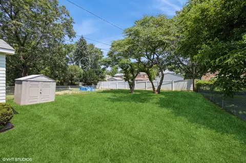 Exterior - 25 N Ashbel Ave, Hillside, IL 60162 photo 4 of 5