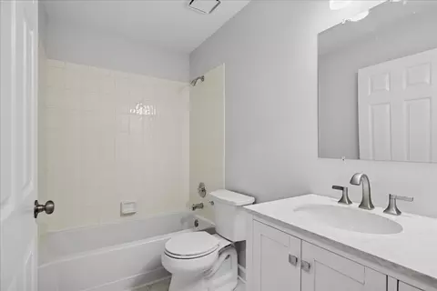 5249 Elliott Dr, Hoffman Estates, IL 60192 photo 15