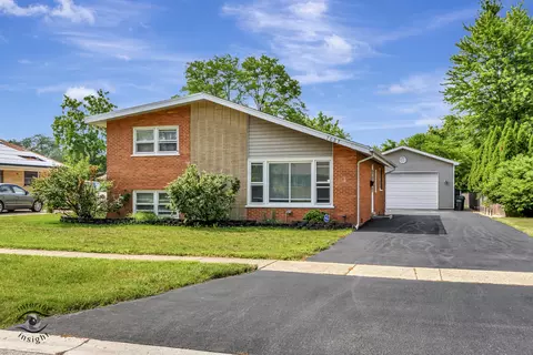 7027 174th Pl, Tinley Park, IL 60477