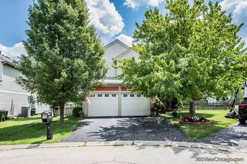 2325 N Lenox Ct, Round Lake Beach, IL 60073