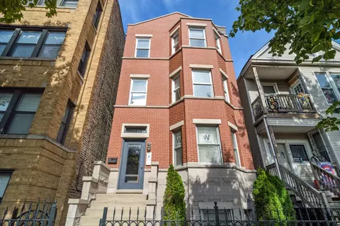 1116 W Addison St, Chicago, IL 60613