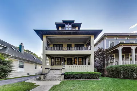 3850 N Kildare Ave, Chicago, IL 60641