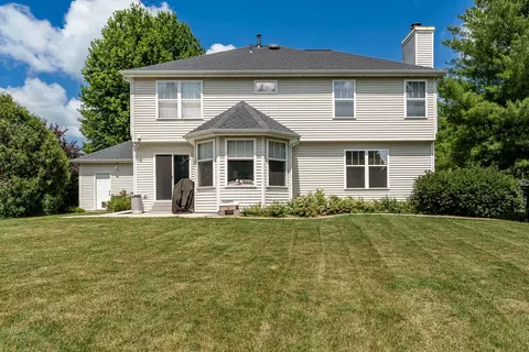 5579 Hazel Cir, Roscoe, IL 61073 photo 43