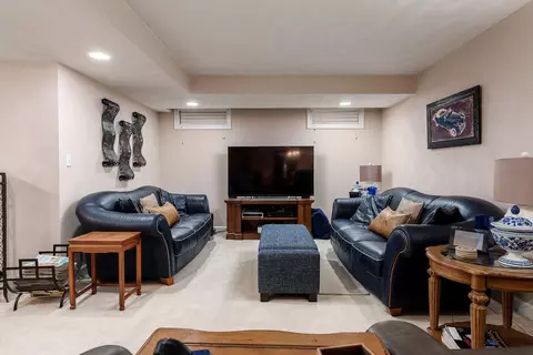 5579 Hazel Cir, Roscoe, IL 61073 photo 37