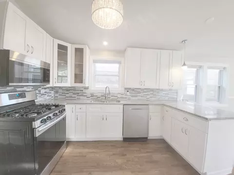 1747 E 92nd Pl, Chicago, IL 60617 photo 7
