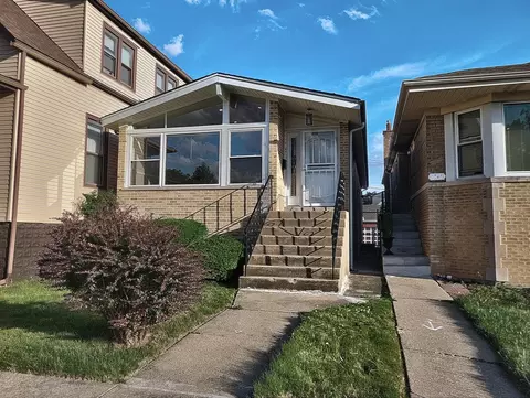 1747 E 92nd Pl, Chicago, IL 60617 photo 2