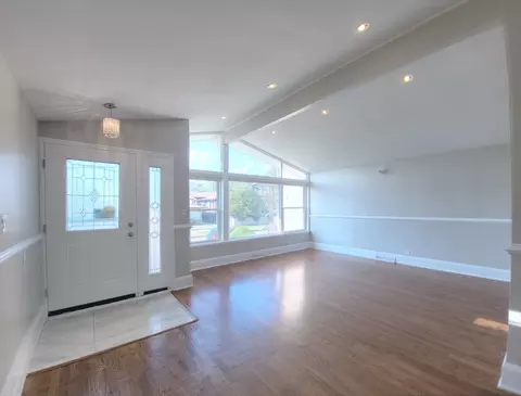 1747 E 92nd Pl, Chicago, IL 60617 photo 3
