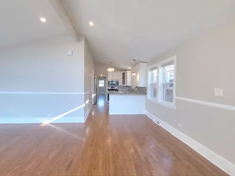 1747 E 92nd Pl, Chicago, IL 60617 photo 5