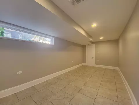 1747 E 92nd Pl, Chicago, IL 60617 photo 20