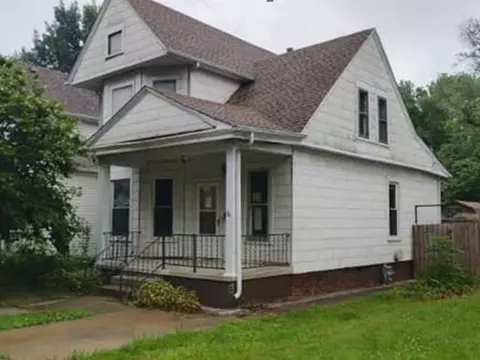 1022 N 3rd St, Springfield, IL 62702 photo 2