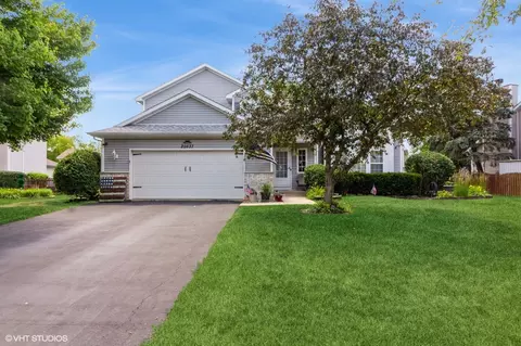 25637 S Fieldstone Ct, Channahon, IL 60410