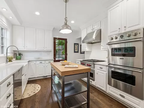 441 E Westminster Pl, Lake Forest, IL 60045 photo 14