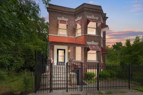 5205 S Sangamon St, Chicago, IL 60609