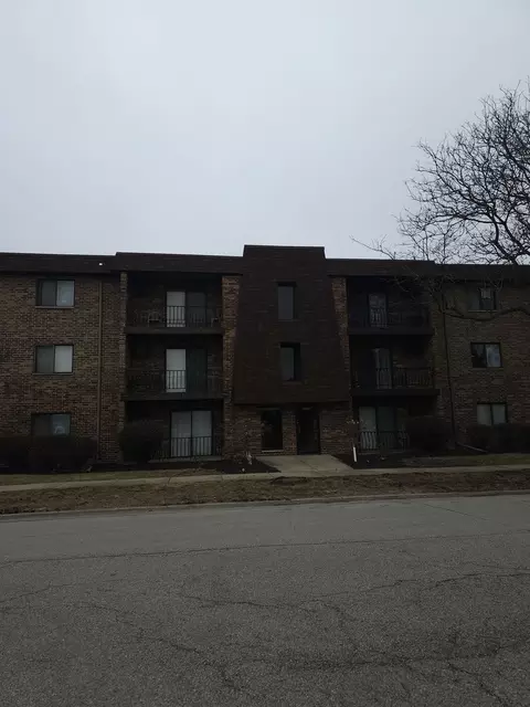 14536 S Muskegon Ave #3B, Burnham, IL 60633