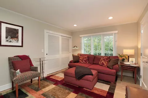 Living - 100 Beach Rd, Glencoe, IL 60022 photo 5 of 5