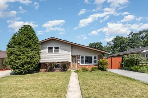 14915 Knox Ave, Midlothian, IL 60445