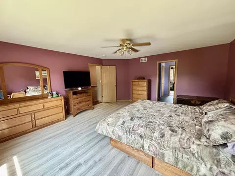 2525 E 6th St, Belvidere, IL 61008 photo 31