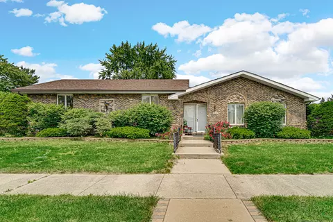 324 E 173rd Pl, South Holland, IL 60473