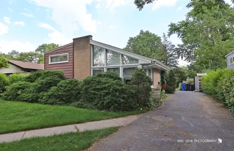 1247 Cavell Ave, Highland Park, IL 60035
