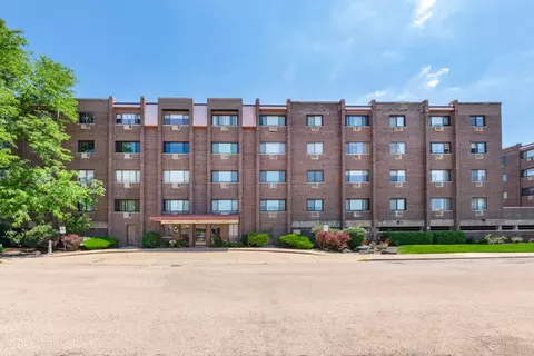 4623 N Chester Ave #409, Chicago, IL 60656