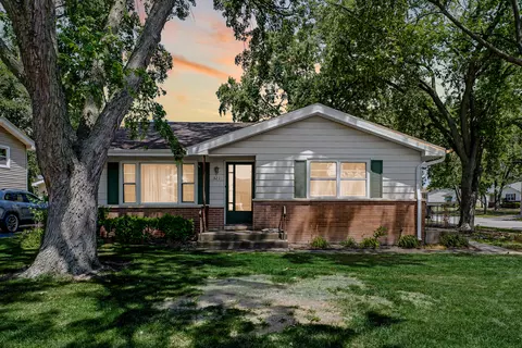 521 Michael Ave, Crete, IL 60417