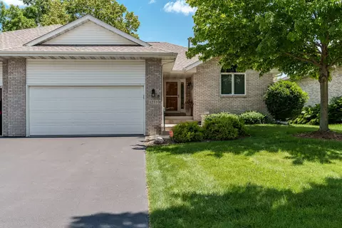 1233 N Crest Dr #0, Rockford, IL 61107