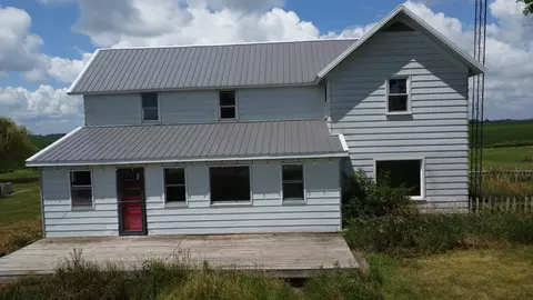 2371 N 3100 East Rd, Donovan, IL 60931