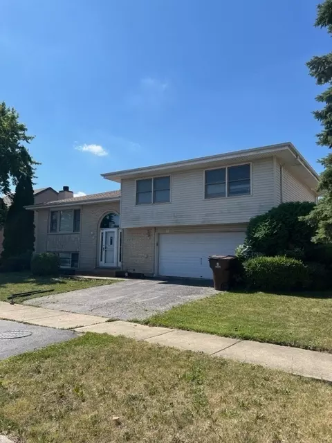 4525 Jefferson Dr, Richton Park, IL 60471