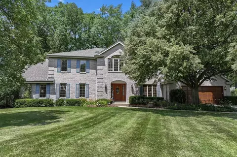 502 Nawata Pl, Prospect Heights, IL 60070