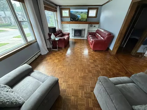 10837 S Normal St, Chicago, IL 60628 photo 4