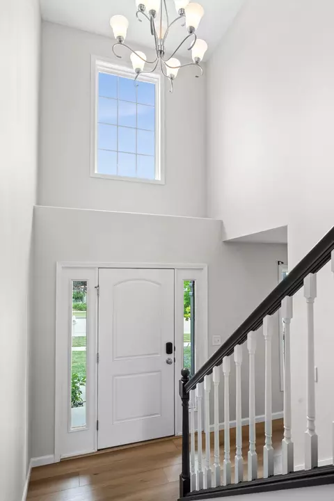 Entry Way - 1312 Wicklow Dr, Bloomington, IL 61705 photo 3 of 8
