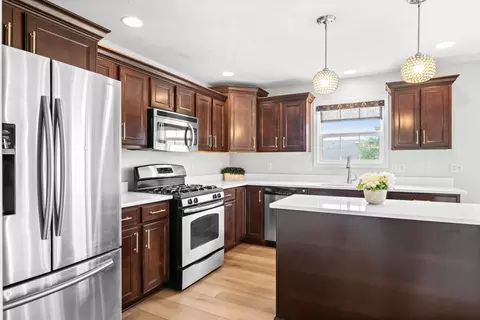 Kitchen - 1312 Wicklow Dr, Bloomington, IL 61705 photo 1 of 5