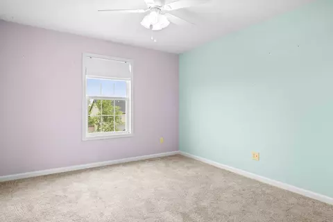 Bedroom - 1312 Wicklow Dr, Bloomington, IL 61705 photo 4 of 7
