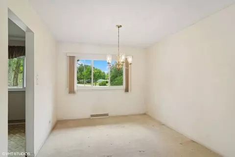 809 E Baldwin Rd, Palatine, IL 60074 photo 5