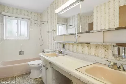 809 E Baldwin Rd, Palatine, IL 60074 photo 10