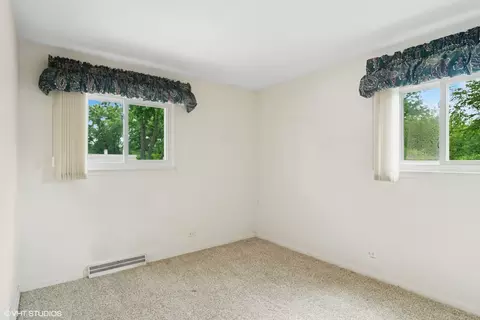 809 E Baldwin Rd, Palatine, IL 60074 photo 9