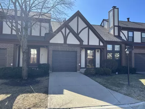 11005 Eaton Ct, Westchester, IL 60154