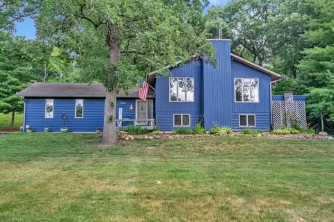 746 Old Stage Rd, Morris, IL 60450