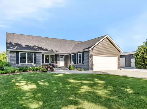 2831 E 28th Rd, Marseilles, IL 61341