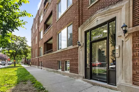 3237 W Sunnyside Ave #1E, Chicago, IL 60625