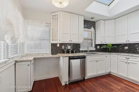 147 S Prospect St, Wheaton, IL 60187 photo 15