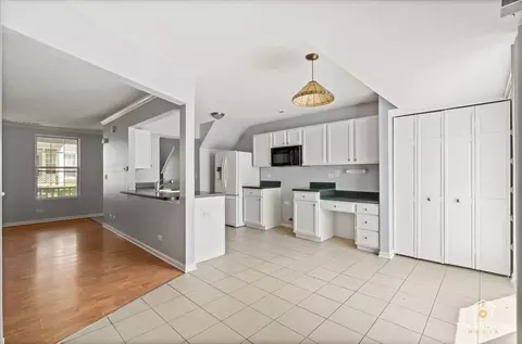 Kitchen - 991 Symphony Dr, Aurora, IL 60504 photo 1 of 3