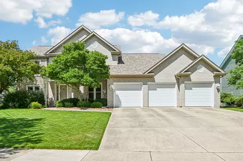 3631 Falkner Dr, Naperville, IL 60564