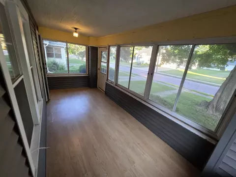Exterior - 2117 11th St, Peru, IL 61354 photo 1 of 2