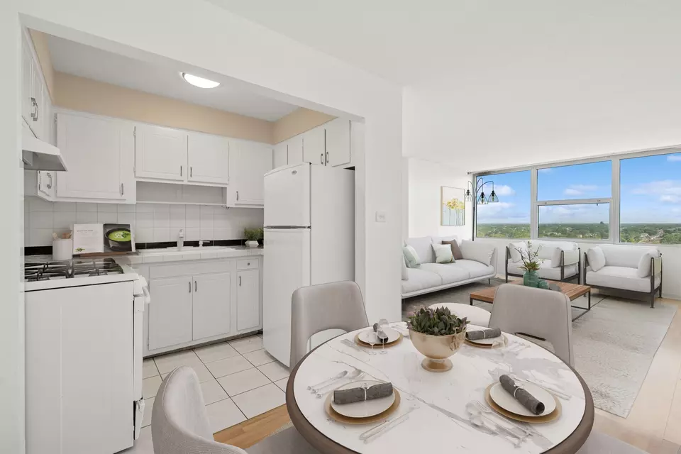 Dining - 7234 W North Ave #1610, Elmwood Park, IL 60707 photo 3 of 3