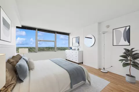 Bedroom - 7234 W North Ave #1610, Elmwood Park, IL 60707 photo 1 of 3