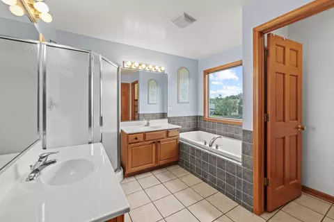 1210 Orchard Ln, Harvard, IL 60033 photo 16