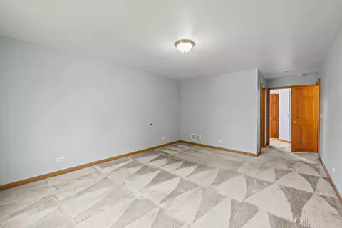 1210 Orchard Ln, Harvard, IL 60033 photo 15