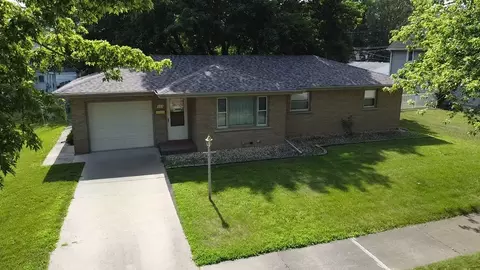 224 S Prairie Ave, Bradley, IL 60915